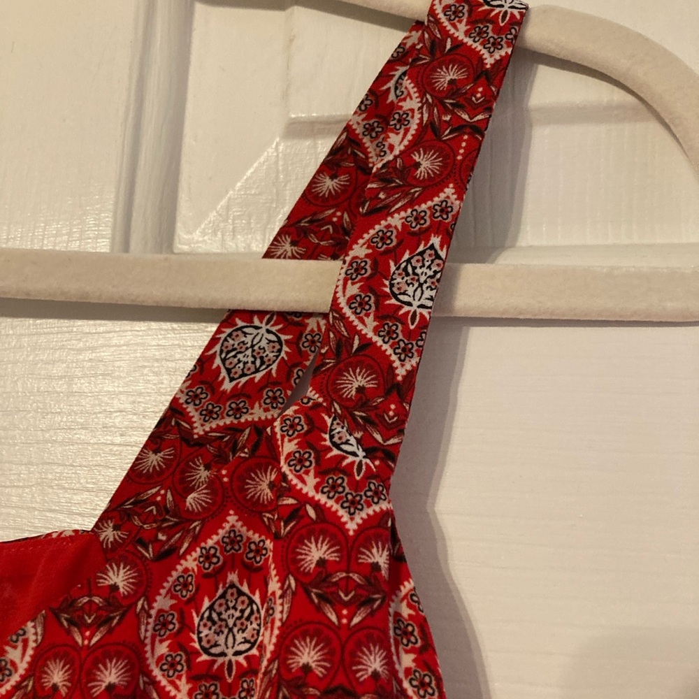 LOFT Red Patterned Top - Picture 5 of 9